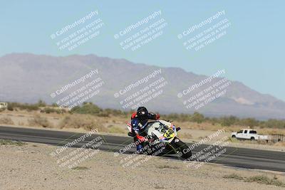 media/Nov-01-2025-CVMA (Sat) [[fc0f7531b8]]/Race 11-Amateur Supersport Open/